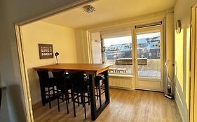 Lovely 2-Bedroom Apartment With Balcony
